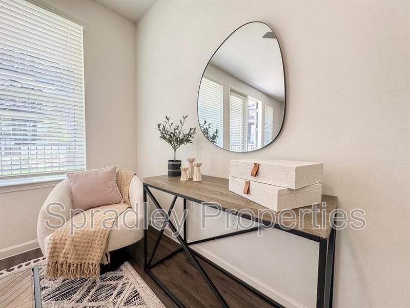 Belton Condo: 710 Shine St.