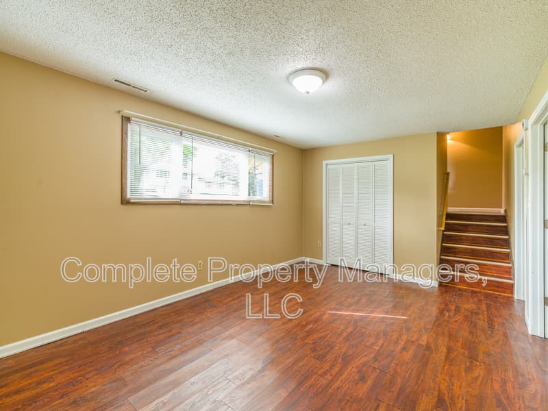 Albert Lea Condo: 1716 Gateway
