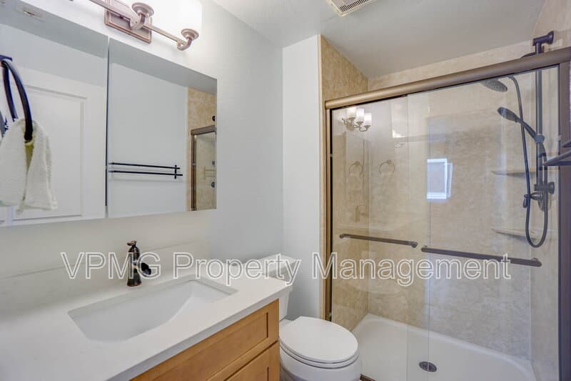 Vancouver House: 9600 NE 132nd Ave
