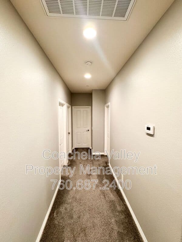 Indio House: 43776 Pettirosso St
