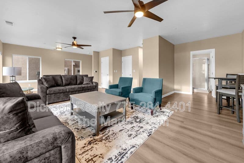 Sparks House: 1165 Harbour Cove Court