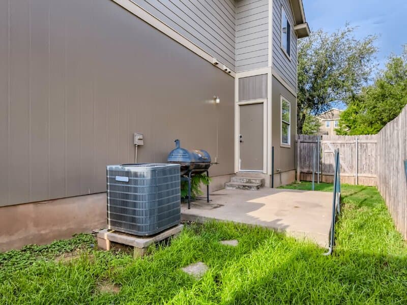 Pflugerville Condo: 13913 Harris Ridge Blvd