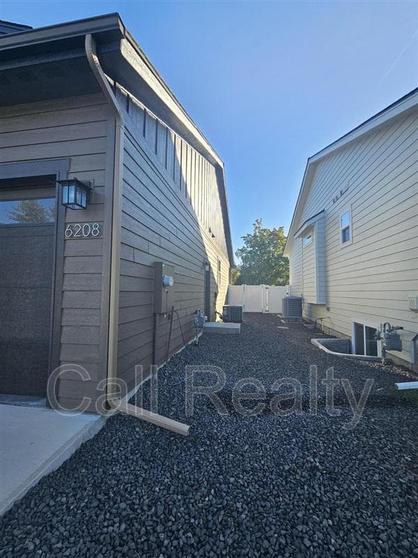 Spokane House: 6208 N Windsor St.