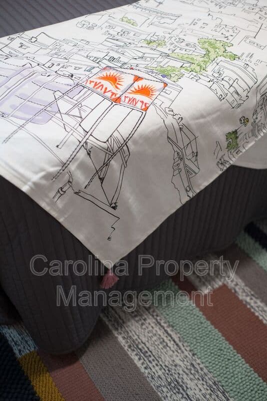 Charlotte House: 3945 Rockfern Rd