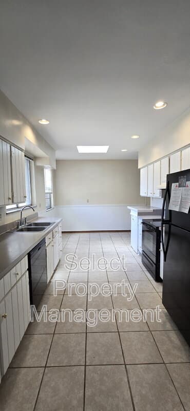 Fort Wayne House: 7430 W. Jefferson Blvd