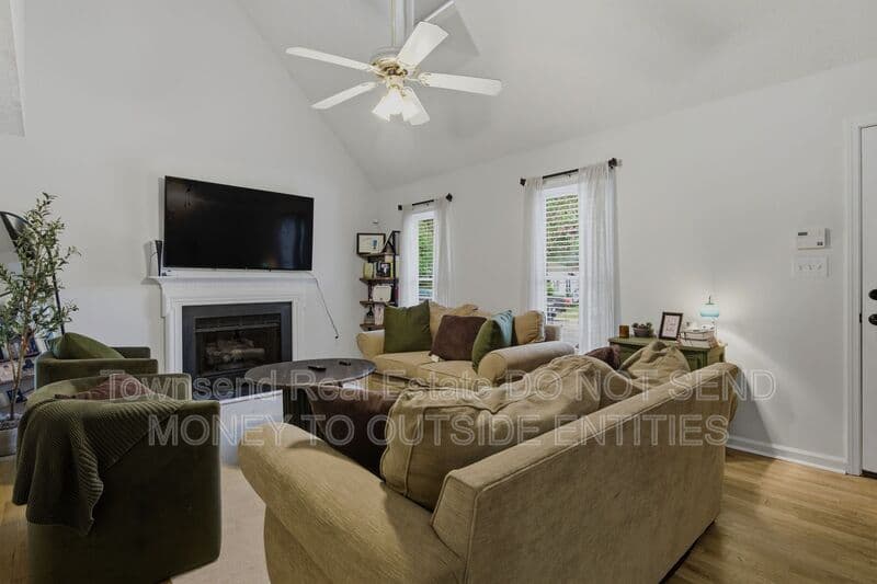 Fayetteville House: 2130 Hull Rd.