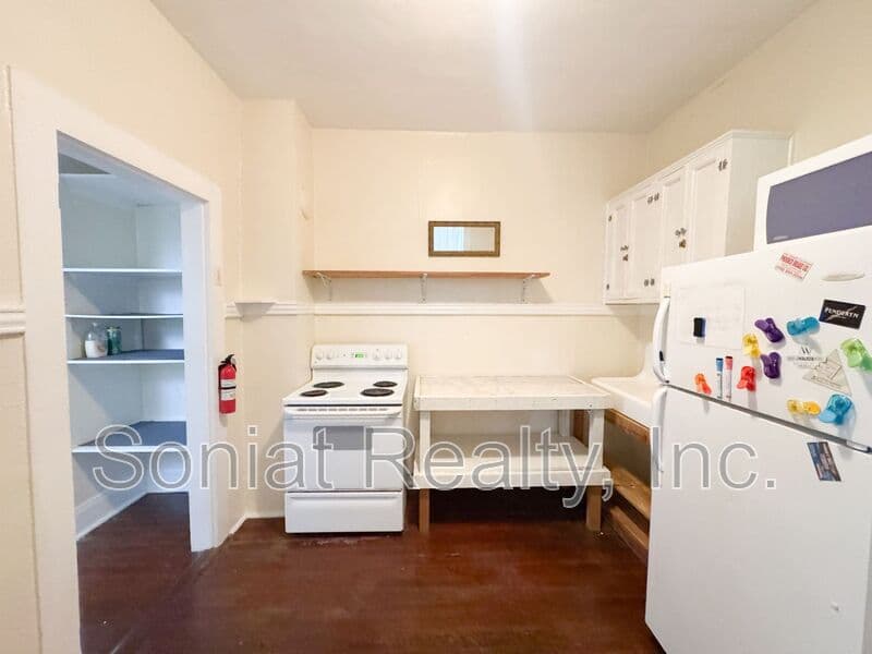 New Orleans House: 413 Cherokee Street