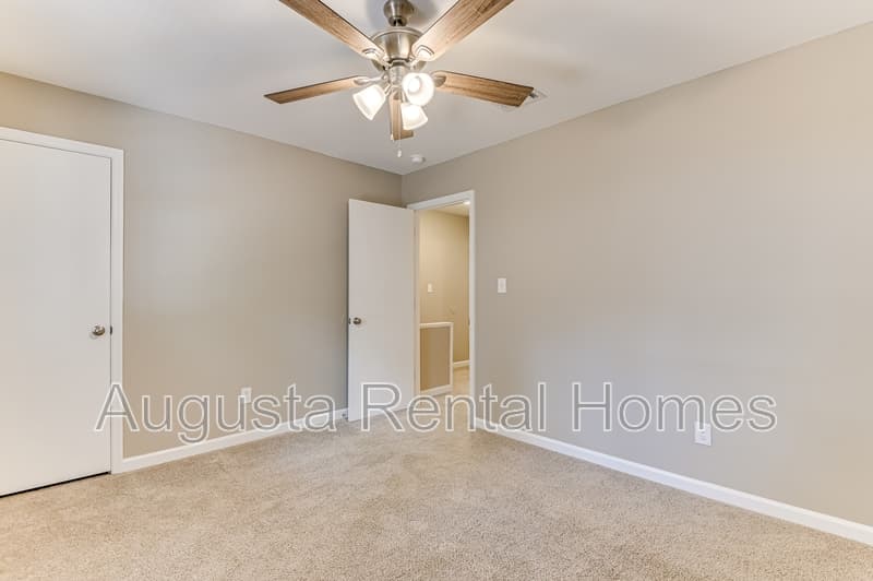 North Augusta Townhome: 140 Chalet North Boulevard - 140