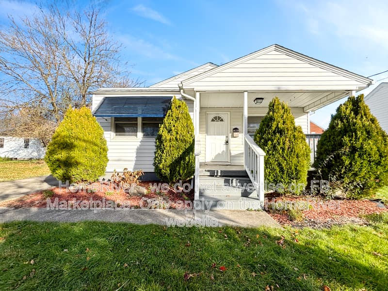 New Castle House: 1406 N Mercer St