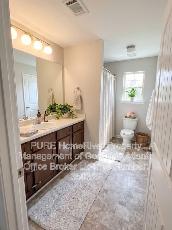 Mcdonough House: 554 Tulip Ln