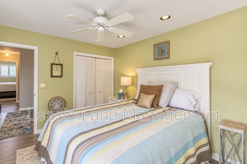 Charleston Townhome: 5 Townpark Lane