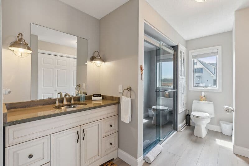 Wells House: 572 Ocean Avenue