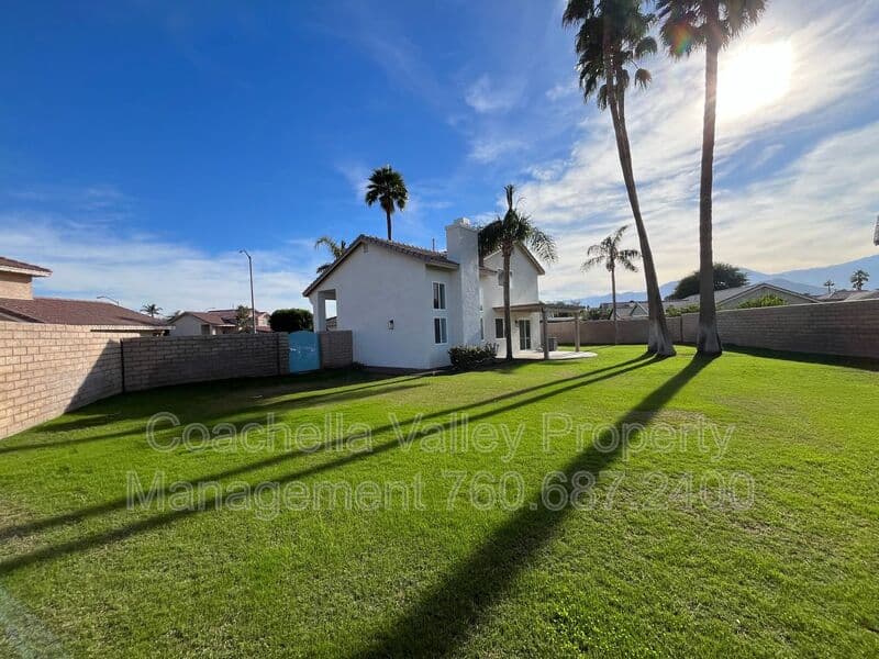 Indio House: 47675 Azalea St