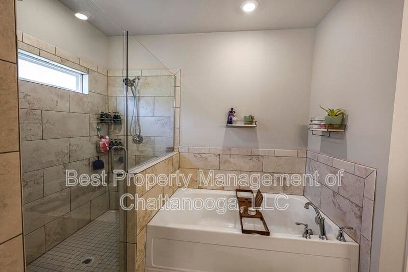 Apison House: 3331 Grassy Fields Ln