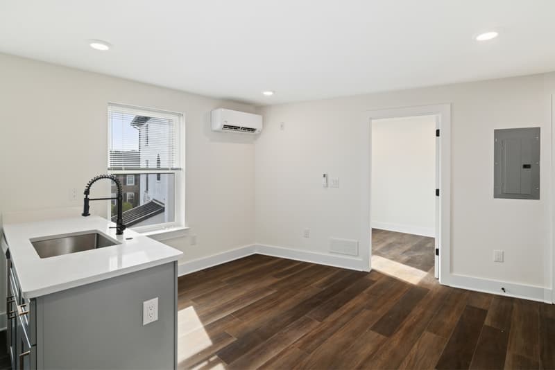 Philadelphia Condo: 7620 Ridge Avenue - 12
