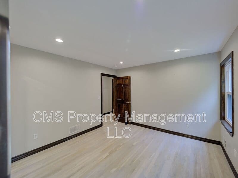 Morganville House: 17 Bauers Ln