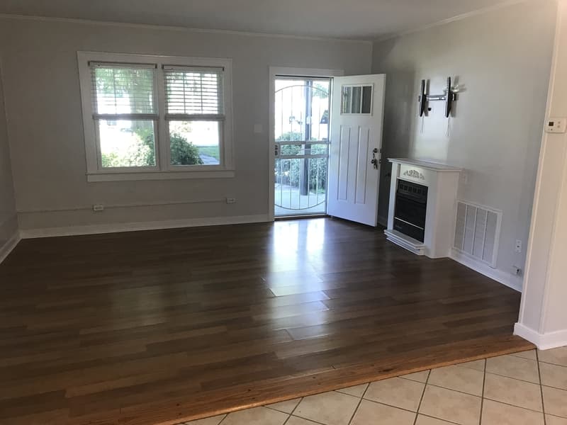 Hampton Condo: 3600 Matoaka Rd - A