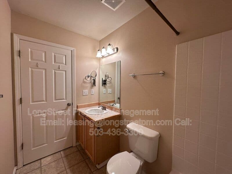 Tigard Townhome: 14795 SW Fern St