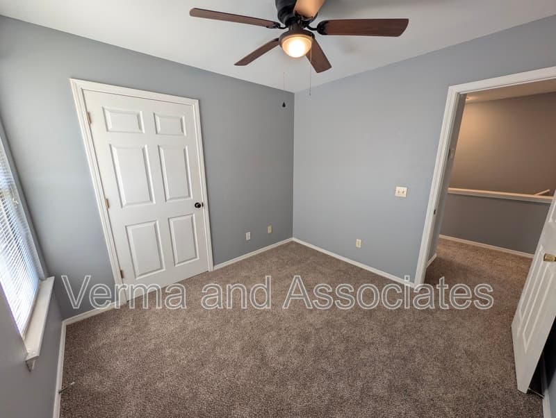 Centerton Townhome: 192 Fair St