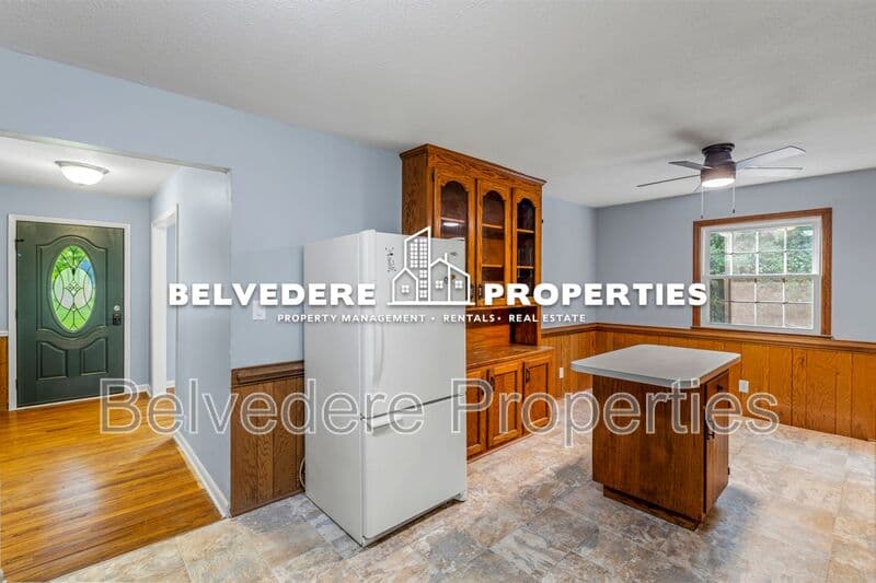 Greensboro House: 3931 Manila Road