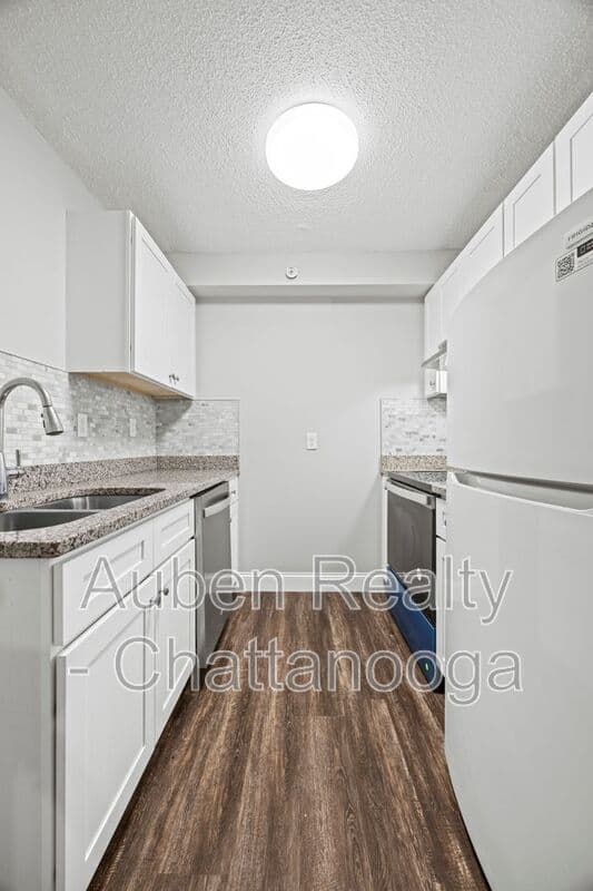 Hixson Condo: 5519 HIGHWAY 153 APT N