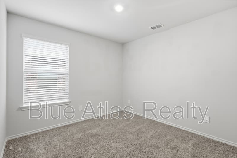 Fort Worth House: 401 Bent Oak Drive