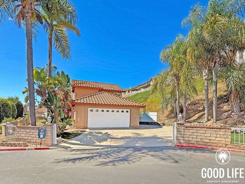 Spring Valley House: 10194 Diamond Head Ct