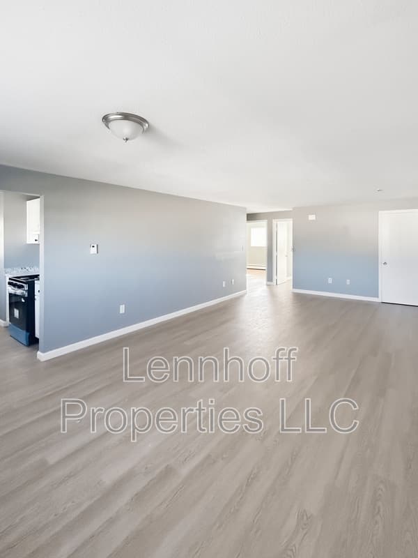 Lowell Condo: 861 - 871 Middlesex Street - 861-7