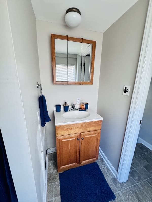 Greenville House: 1105 West Rock Spring Road - B-APT