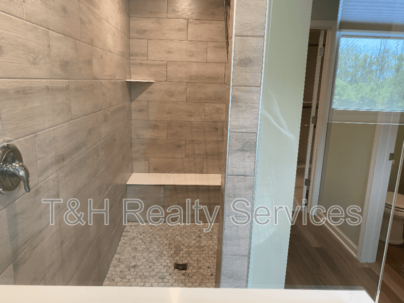 Fishers House: 14073 Tenbury Way