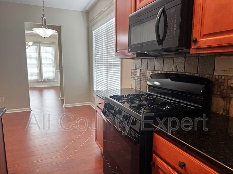 Cumming House: 3665 Crowchild Drive