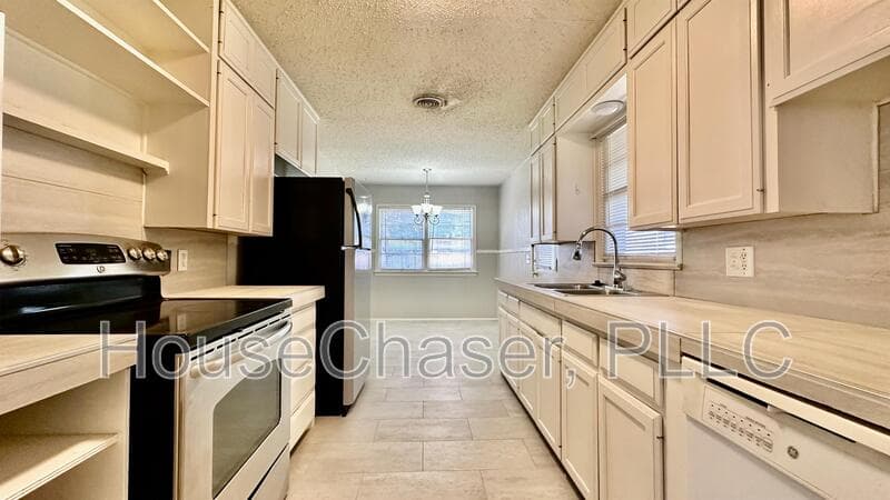 Lubbock House: 3411 39th Street