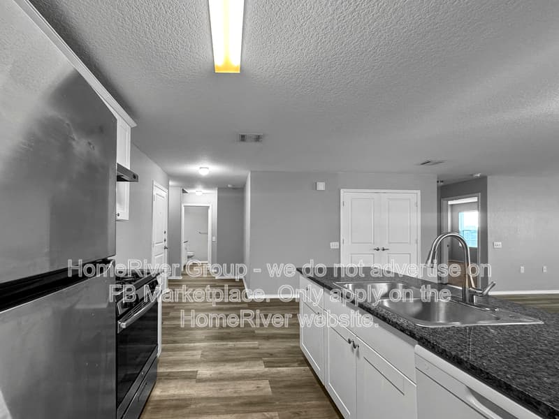 San Antonio House: 6807 Hibiscus Fls