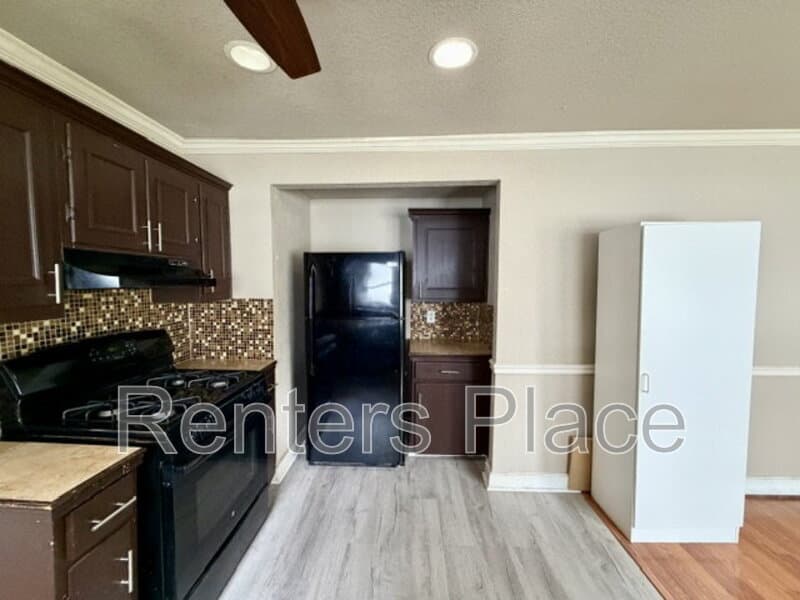Tulsa House: 1815 North Boston Place