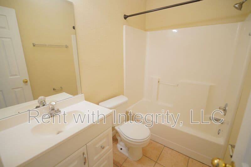 Tallahassee Condo: 845 -2 W Georgia St