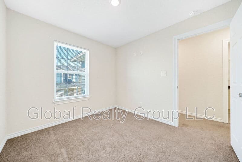 San Antonio Condo: 6914 Crestway Dr