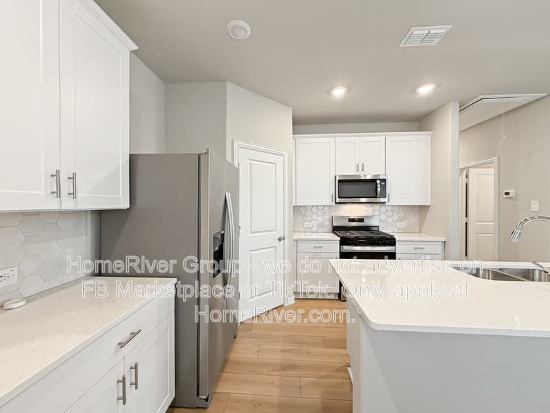 Mckinney House: 425 Dorothy Dr