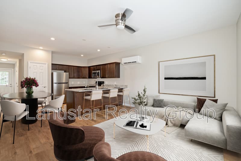 Louisville Condo: 7312 Tiger Way