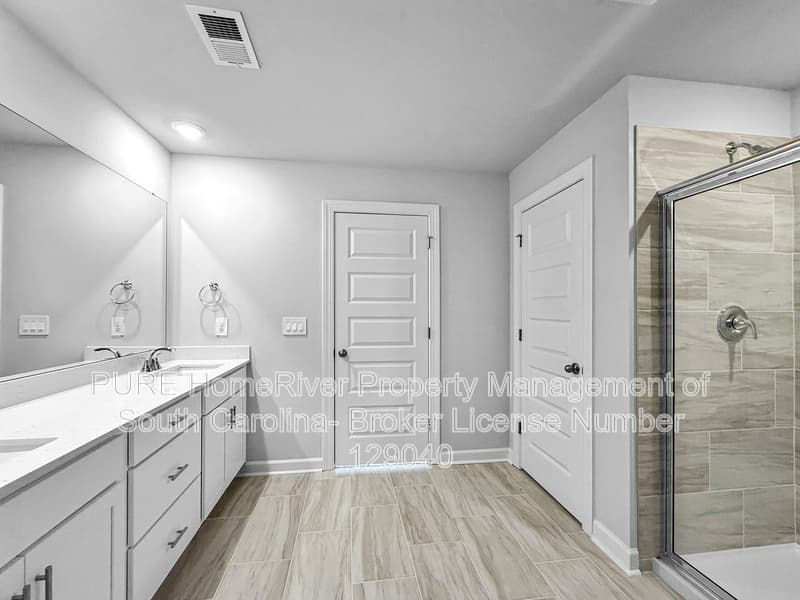 Spartanburg House: 214 Moretz Pl