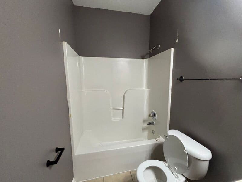 Cordova House: 1481 Estacada Way