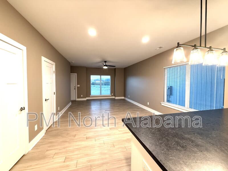 Brownsboro Condo: 401 Morring Rd