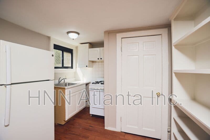 Atlanta Condo: 887 Myrtle St NE