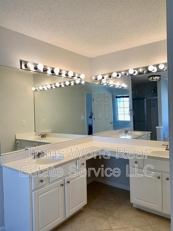 Alpharetta House: 485 Chippenham Court