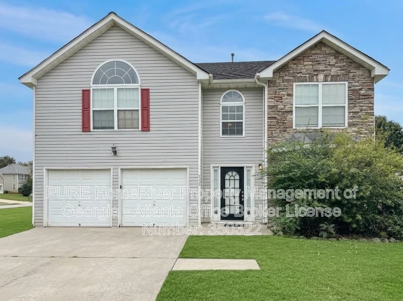 Locust Grove House: 131 Laughlin Dr