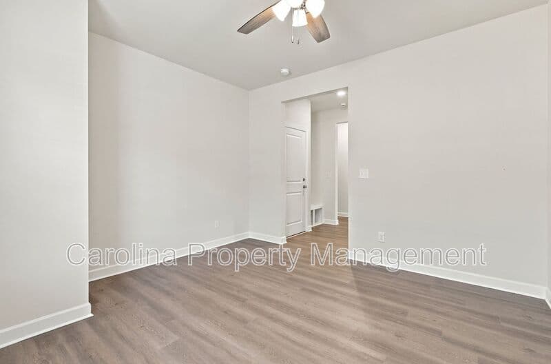 Charlotte House: 1003 Alicante Ave
