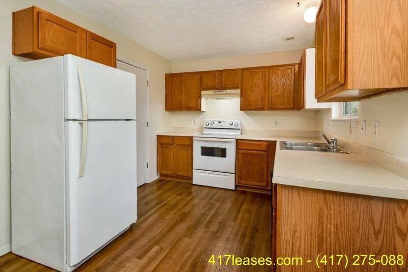 Springfield House: 1849 W Farm Road 102