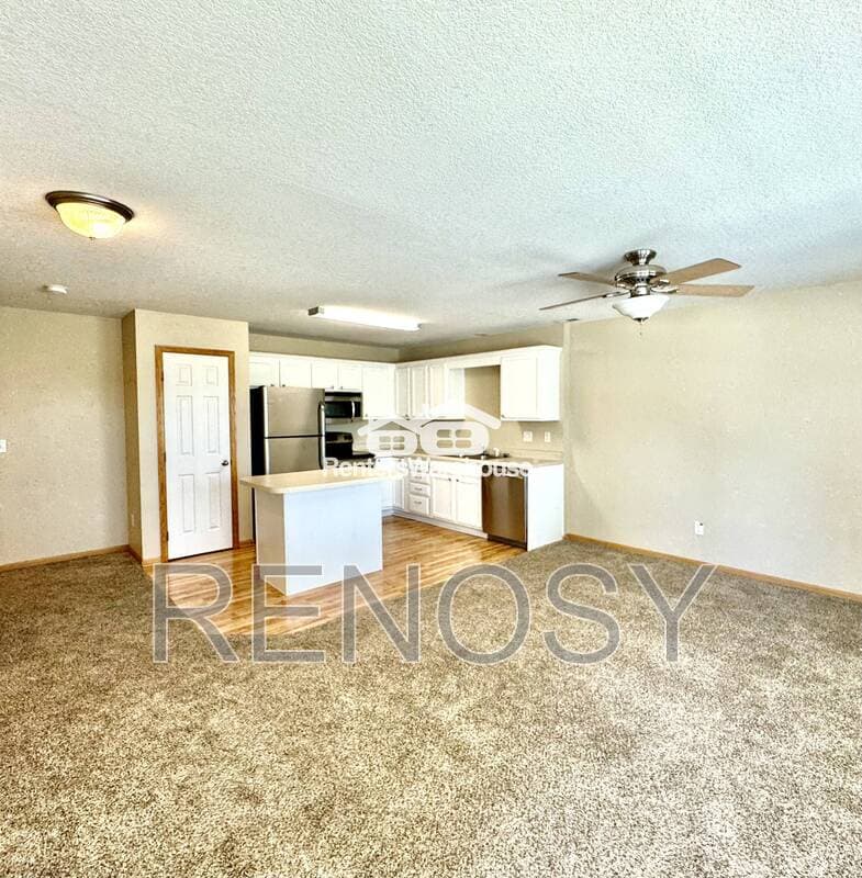Ankeny House: 1228 SE Village View Lane