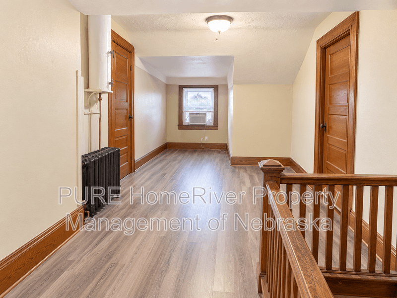 Omaha Condo: 1021 S 30th Ave
