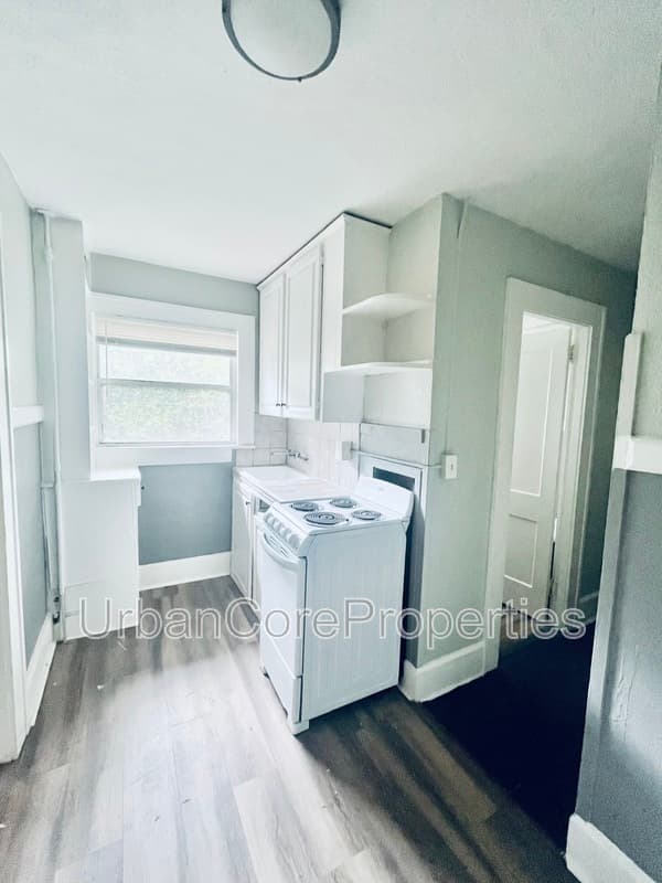 St. Petersburg Condo: 610 5th Ave N