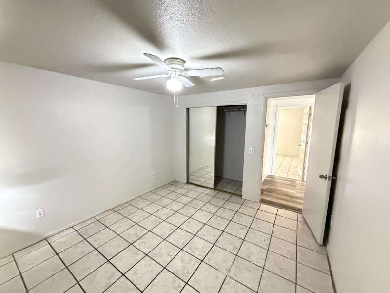 Casa Grande Apartment: 523 West 12th Street
